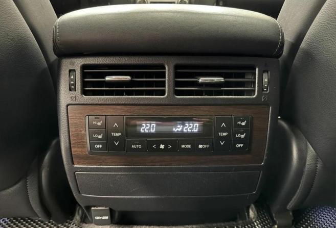 Toyota Land Cruiser 200 Series Рестайлинг 2 с пробегом 2019 года, цена 8 450 000 рублей, 134000 км, внедорожник, Автокод Объявления