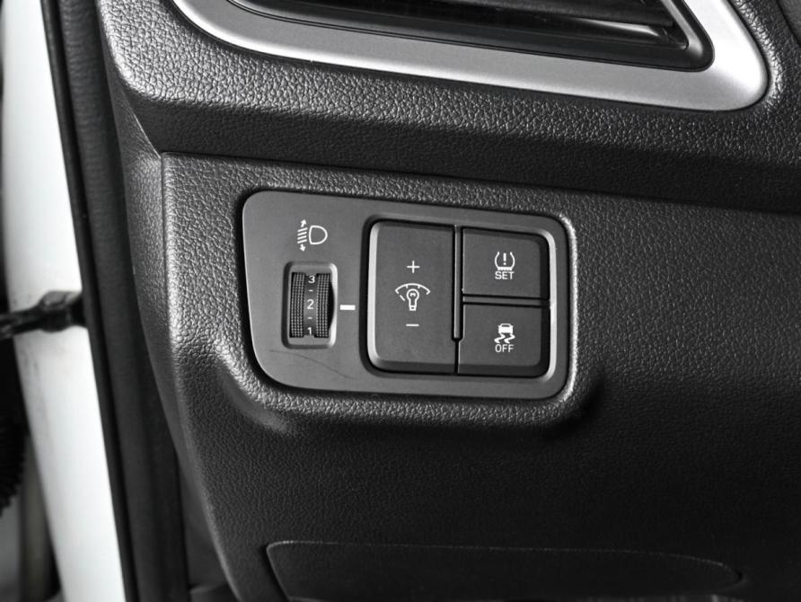 Hyundai Solaris II Ростов-на-Дону  - изображение 16