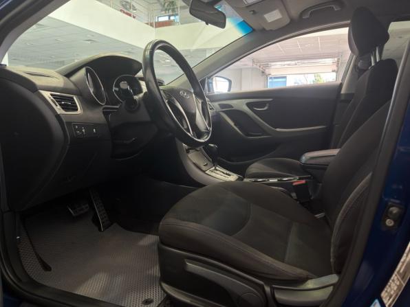 Hyundai Elantra V (MD) с пробегом 2012 года, цена 999 900 рублей, 178750 км, седан, Автокод Объявления
