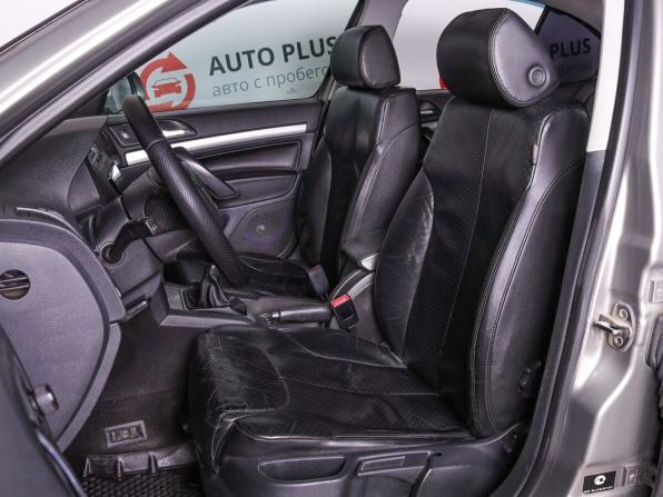 Skoda Octavia II (A5) Рестайлинг с пробегом 2011 года, цена 749 000 рублей, 254995 км, лифтбек, Автокод Объявления