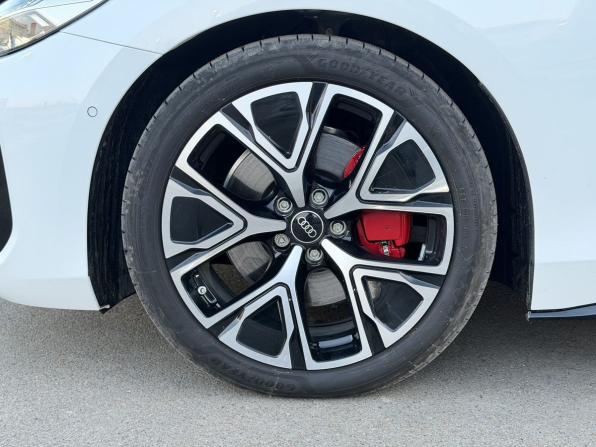 Audi A5 III (B10) с пробегом 2025 года, цена 5 700 000 рублей, 35 км, лифтбек, Автокод Объявления
