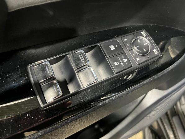 Lexus LX III Рестайлинг 2 с пробегом 2015 года, цена 6 630 000 рублей, 148400 км, внедорожник, Автокод Объявления