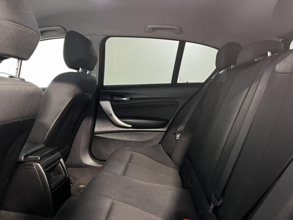 BMW 1 серии II (F20/F21) с пробегом 2012 года, цена 919 900 рублей, 201000 км, хэтчбек, Автокод Объявления