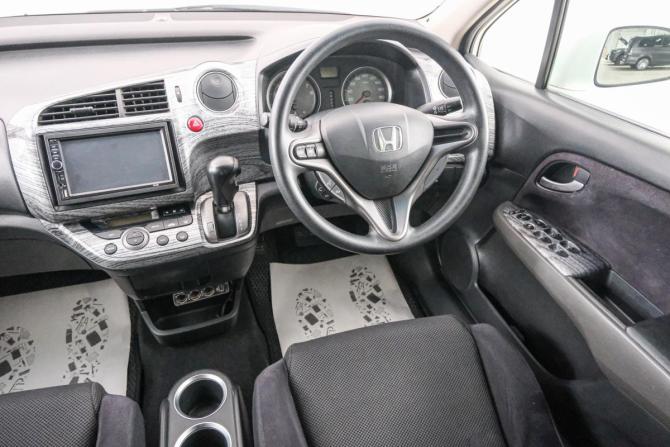 Honda Stream II с пробегом 2008 года, цена 929 000 рублей, 243000 км, компактвэн, Автокод Объявления