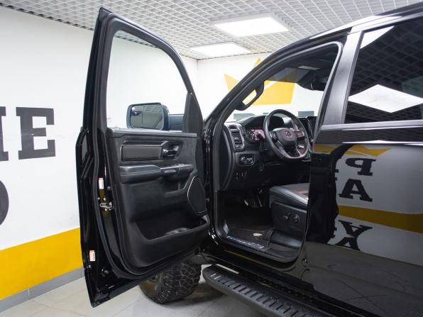Ram 1500 V с пробегом 2022 года, цена 12 999 000 рублей, 17700 км, offers.body_type.unknown, Автокод Объявления