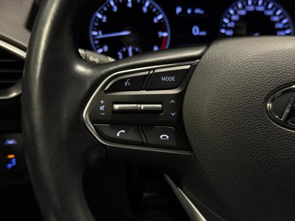 Hyundai Santa Fe IV с пробегом 2020 года, цена 2 999 000 рублей, 55048 км, внедорожник, Автокод Объявления