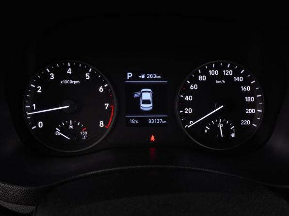 Hyundai Solaris II с пробегом 2017 года, цена 1 349 000 рублей, 83137 км, седан, Автокод Объявления