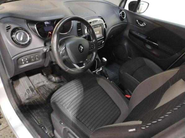 Renault Kaptur I с пробегом 2019 года, цена 1 000 000 рублей, 208735 км, внедорожник, Автокод Объявления