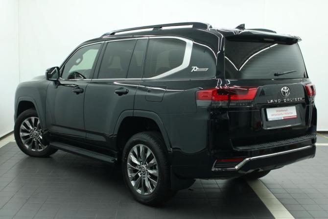 Toyota Land Cruiser 300 Series с пробегом 2021 года, цена 11 490 000 рублей, 15197 км, внедорожник, Автокод Объявления