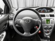 Toyota Yaris II Москва  - изображение 28