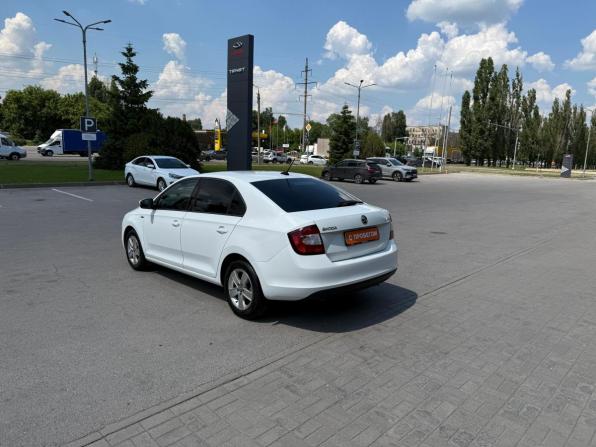 Skoda Rapid I Рестайлинг с пробегом 2019 года, цена 1 340 000 рублей, 86000 км, лифтбек, Автокод Объявления