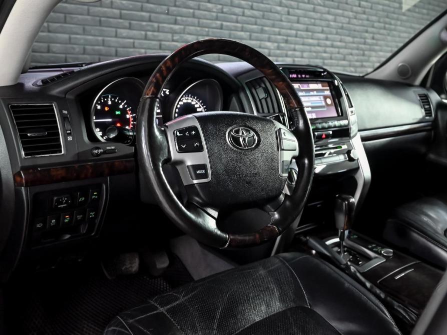 Toyota Land Cruiser 200 Series Рестайлинг 1 Екатеринбург  - изображение 12