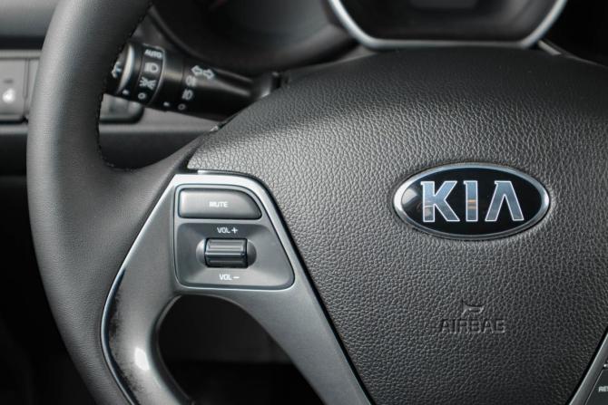 Kia Rio III Рестайлинг с пробегом 2016 года, цена 1 169 000 рублей, 143501 км, седан, Автокод Объявления