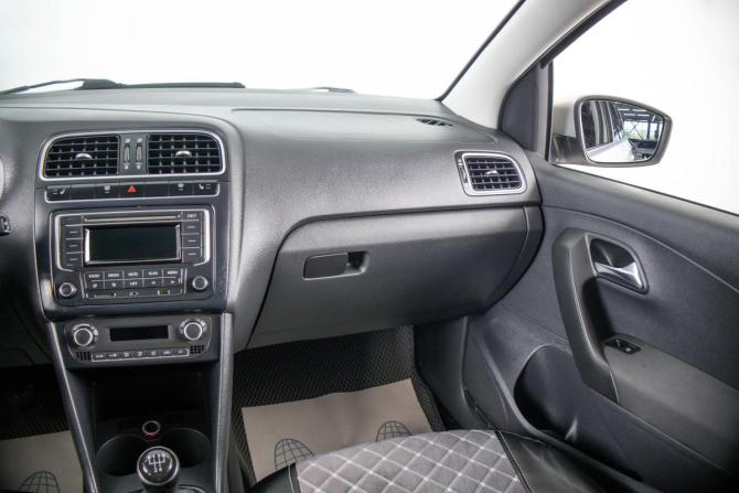 Volkswagen Polo V с пробегом 2013 года, цена 699 000 рублей, 237500 км, седан, Автокод Объявления