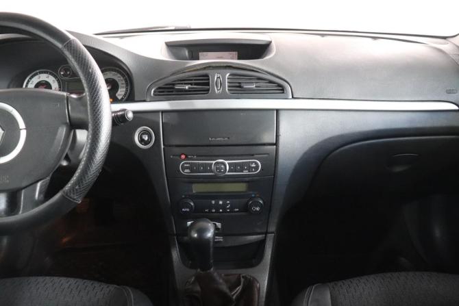 Renault Laguna II Рестайлинг с пробегом 2006 года, цена 335 000 рублей, 287000 км, лифтбек, Автокод Объявления