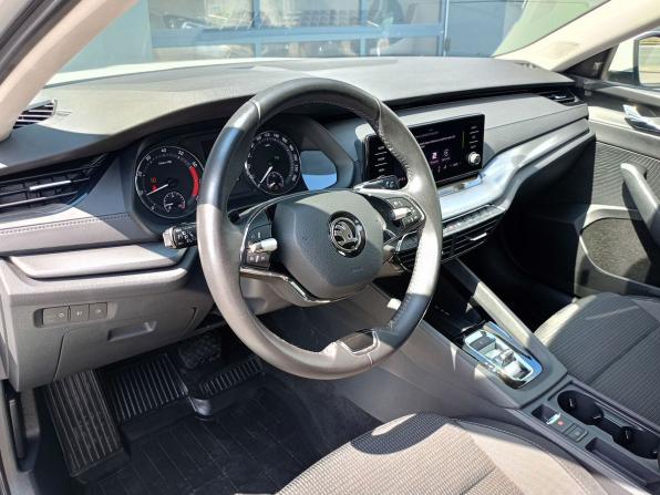 Skoda Octavia IV (A8) с пробегом 2021 года, цена 2 239 000 рублей, 88440 км, лифтбек, Автокод Объявления