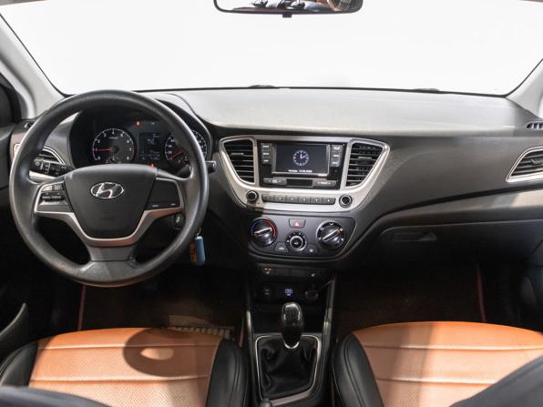 Hyundai Solaris II с пробегом 2020 года, цена 1 397 800 рублей, 74114 км, седан, Автокод Объявления