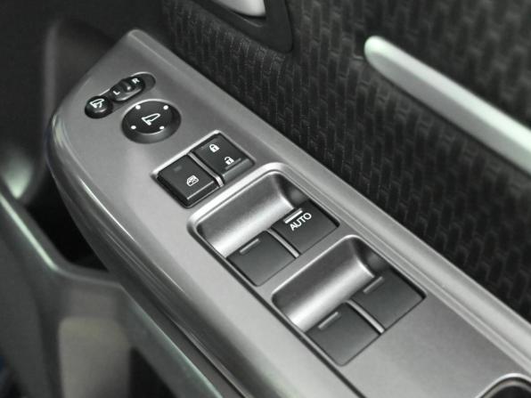 Honda Stepwgn V Рестайлинг с пробегом 2019 года, цена 2 350 000 рублей, 108497 км, минивэн, Автокод Объявления