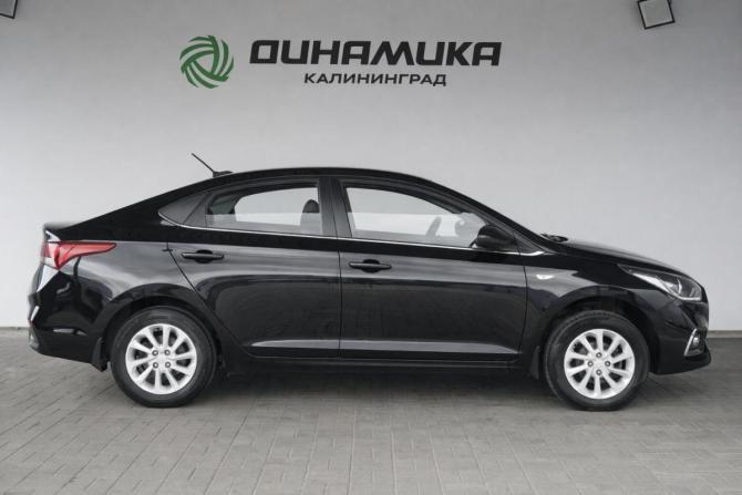Hyundai Solaris II с пробегом 2017 года, цена 1 465 000 рублей, 132710 км, седан, Автокод Объявления