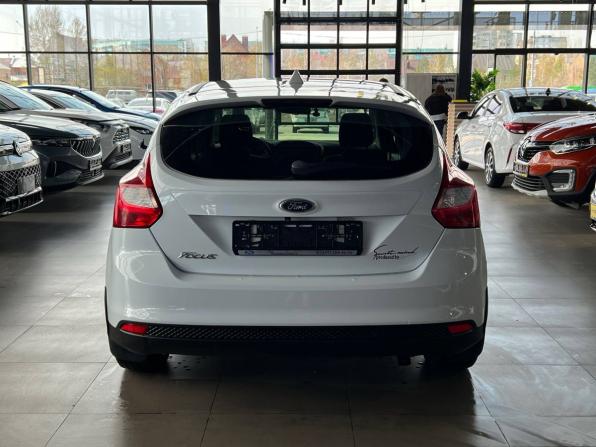 Ford Focus III с пробегом 2013 года, цена 910 000 рублей, 158140 км, хэтчбек, Автокод Объявления