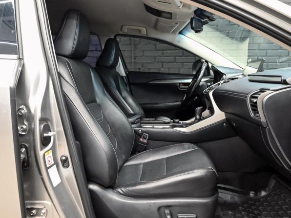 Lexus NX I с пробегом 2015 года, цена 3 175 000 рублей, 118185 км, внедорожник, Автокод Объявления