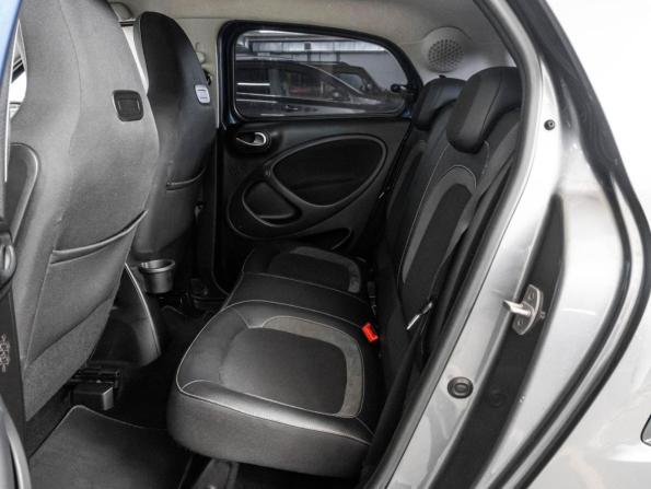 Smart Forfour II с пробегом 2017 года, цена 1 806 000 рублей, 117994 км, хэтчбек, Автокод Объявления