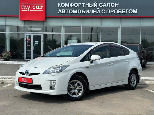 Toyota Prius III (XW30) с пробегом 2010 года, цена 1 030 000 рублей, 135000 км, лифтбек, Автокод Объявления