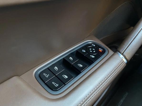 Porsche Cayenne III с пробегом 2020 года, цена 7 500 000 рублей, 53689 км, внедорожник, Автокод Объявления