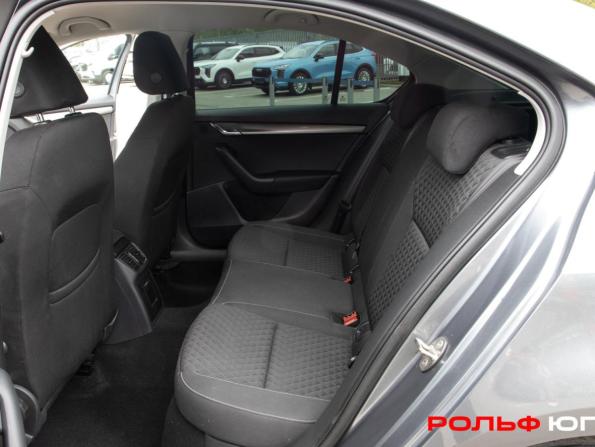 Skoda Octavia III (A7) Рестайлинг с пробегом 2017 года, цена 1 833 000 рублей, 71577 км, лифтбек, Автокод Объявления