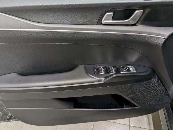 Kia K5 III с пробегом 2021 года, цена 2 540 000 рублей, 27100 км, седан, Автокод Объявления