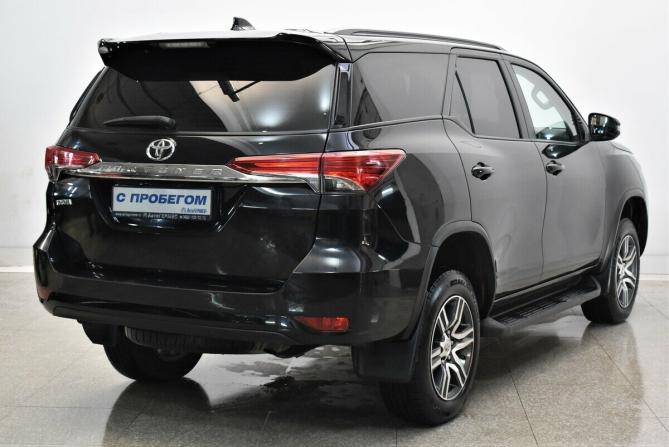 Toyota Fortuner II с пробегом 2018 года, цена 3 060 000 рублей, 182239 км, внедорожник, Автокод Объявления