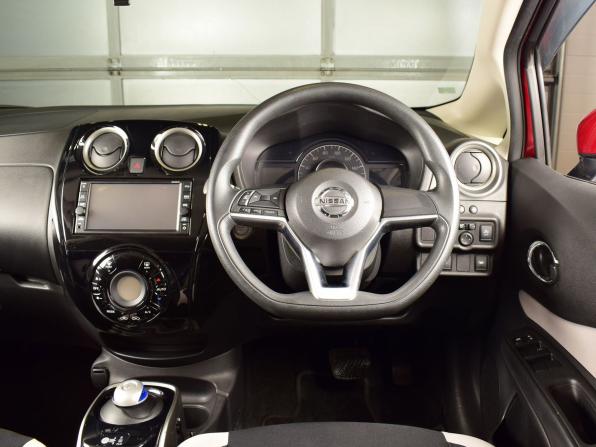 Nissan Note II Рестайлинг с пробегом 2018 года, цена 1 289 995 рублей, 81197 км, хэтчбек, Автокод Объявления