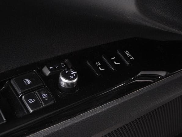 Toyota Camry VIII (XV70) Рестайлинг с пробегом 2023 года, цена 3 339 000 рублей, 73657 км, седан, Автокод Объявления