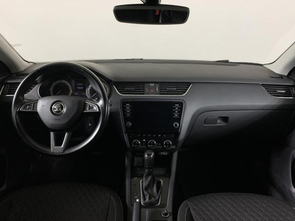 Skoda Octavia III (A7) Рестайлинг с пробегом 2018 года, цена 1 579 000 рублей, 161922 км, лифтбек, Автокод Объявления