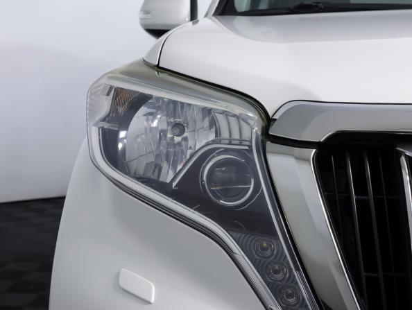 Toyota Land Cruiser Prado 150 Series Рестайлинг 1 с пробегом 2014 года, цена 3 438 000 рублей, 192661 км, внедорожник, Автокод Объявления