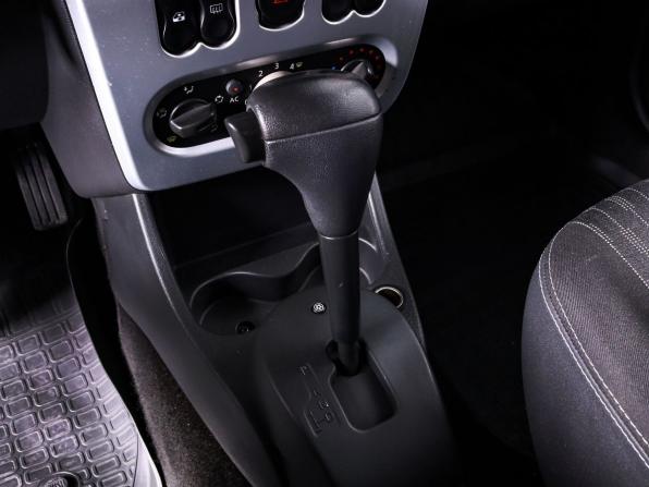 Renault Sandero I с пробегом 2011 года, цена 670 000 рублей, 277050 км, хэтчбек, Автокод Объявления