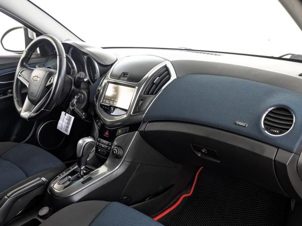 Chevrolet Cruze I Рестайлинг с пробегом 2015 года, цена 820 000 рублей, 156678 км, хэтчбек, Автокод Объявления