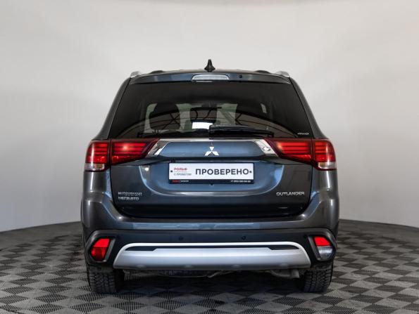 Mitsubishi Outlander III Рестайлинг 3 с пробегом 2019 года, цена 1 899 000 рублей, 194884 км, внедорожник, Автокод Объявления