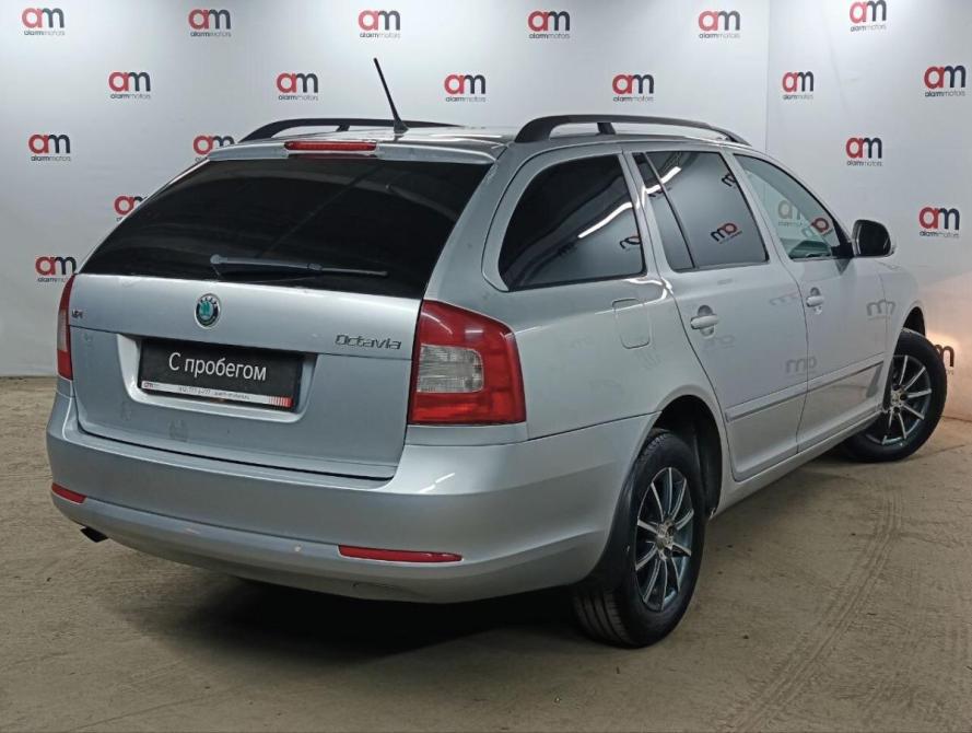 Skoda Octavia II (A5) Рестайлинг Санкт-Петербург  - изображение 4