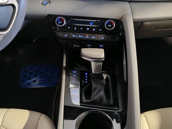 Hyundai Elantra VII (CN7) с пробегом 2021 года, цена 2 089 000 рублей, 59951 км, седан, Автокод Объявления