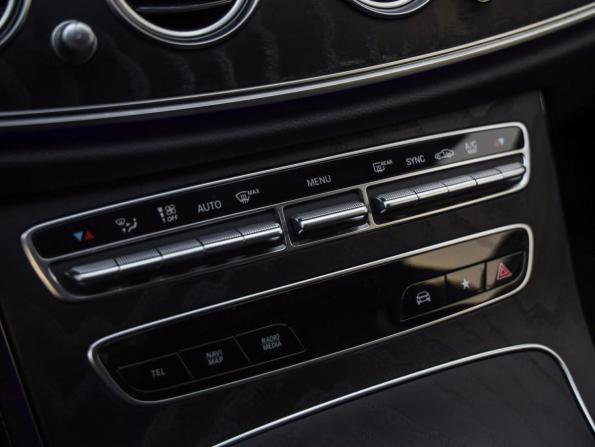 Mercedes-Benz E-Класс V (W213 S213 C238) Рестайлинг с пробегом 2021 года, цена 3 799 000 рублей, 117126 км, седан, Автокод Объявления