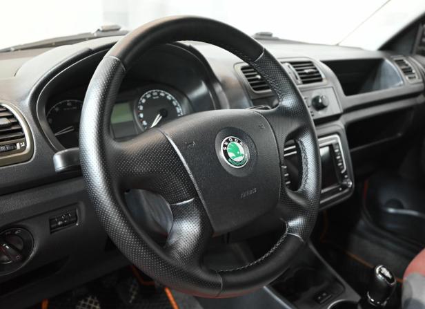 Skoda Fabia II с пробегом 2008 года, цена 400 000 рублей, 183963 км, хэтчбек, Автокод Объявления