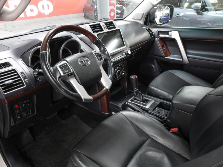 Toyota Land Cruiser Prado 150 Series Рестайлинг 1 Москва  - изображение 17