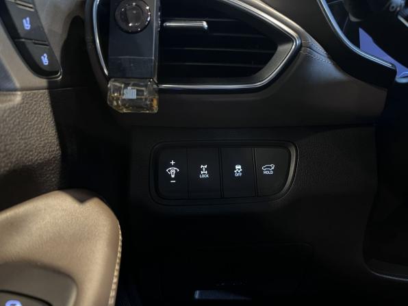 Hyundai Santa Fe IV с пробегом 2019 года, цена 2 790 000 рублей, 108999 км, внедорожник, Автокод Объявления
