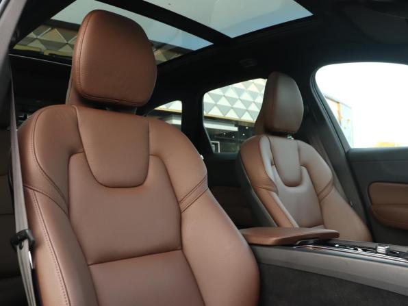 Volvo XC60 II с пробегом 2020 года, цена 4 990 000 рублей, 13062 км, внедорожник, Автокод Объявления