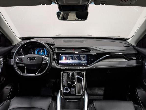 Geely Atlas Pro с пробегом 2022 года, цена 1 690 000 рублей, 64886 км, внедорожник, Автокод Объявления
