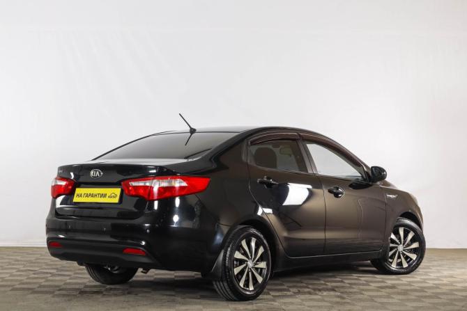 Kia Rio III с пробегом 2013 года, цена 899 000 рублей, 221000 км, седан, Автокод Объявления