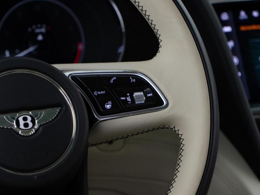 Bentley Bentayga I Рестайлинг Москва  - изображение 14