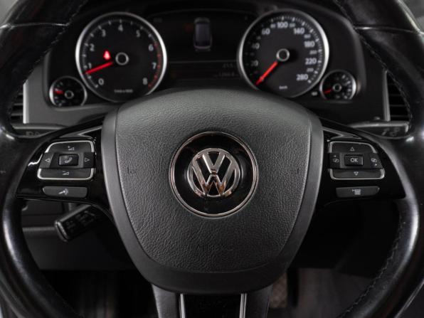 Volkswagen Touareg II Рестайлинг с пробегом 2016 года, цена 2 999 000 рублей, 201407 км, внедорожник, Автокод Объявления