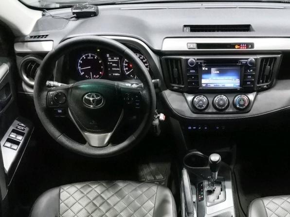 Toyota RAV4 IV (XA40) Рестайлинг с пробегом 2015 года, цена 2 330 000 рублей, 92000 км, внедорожник, Автокод Объявления
